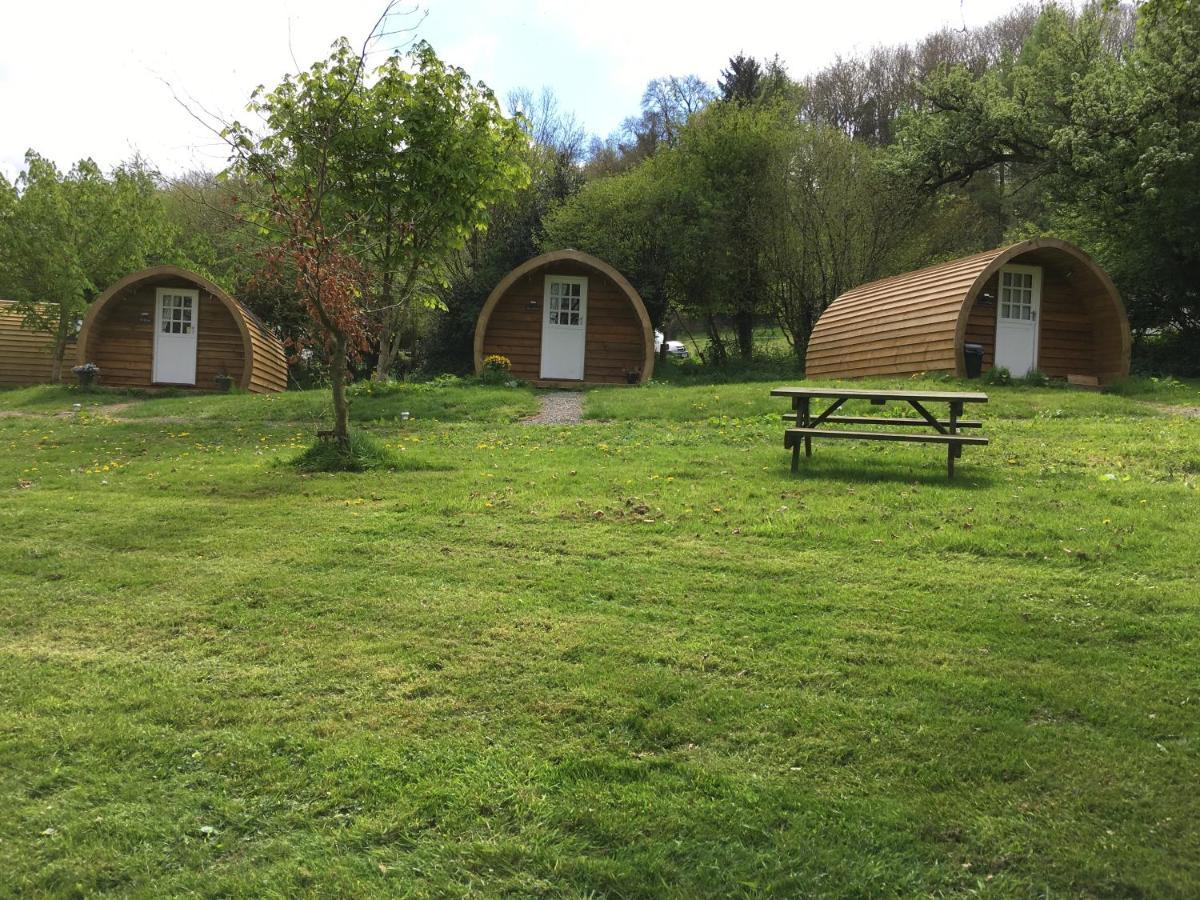 Caplor Glamping & Lodges Херфорд Екстериор снимка
