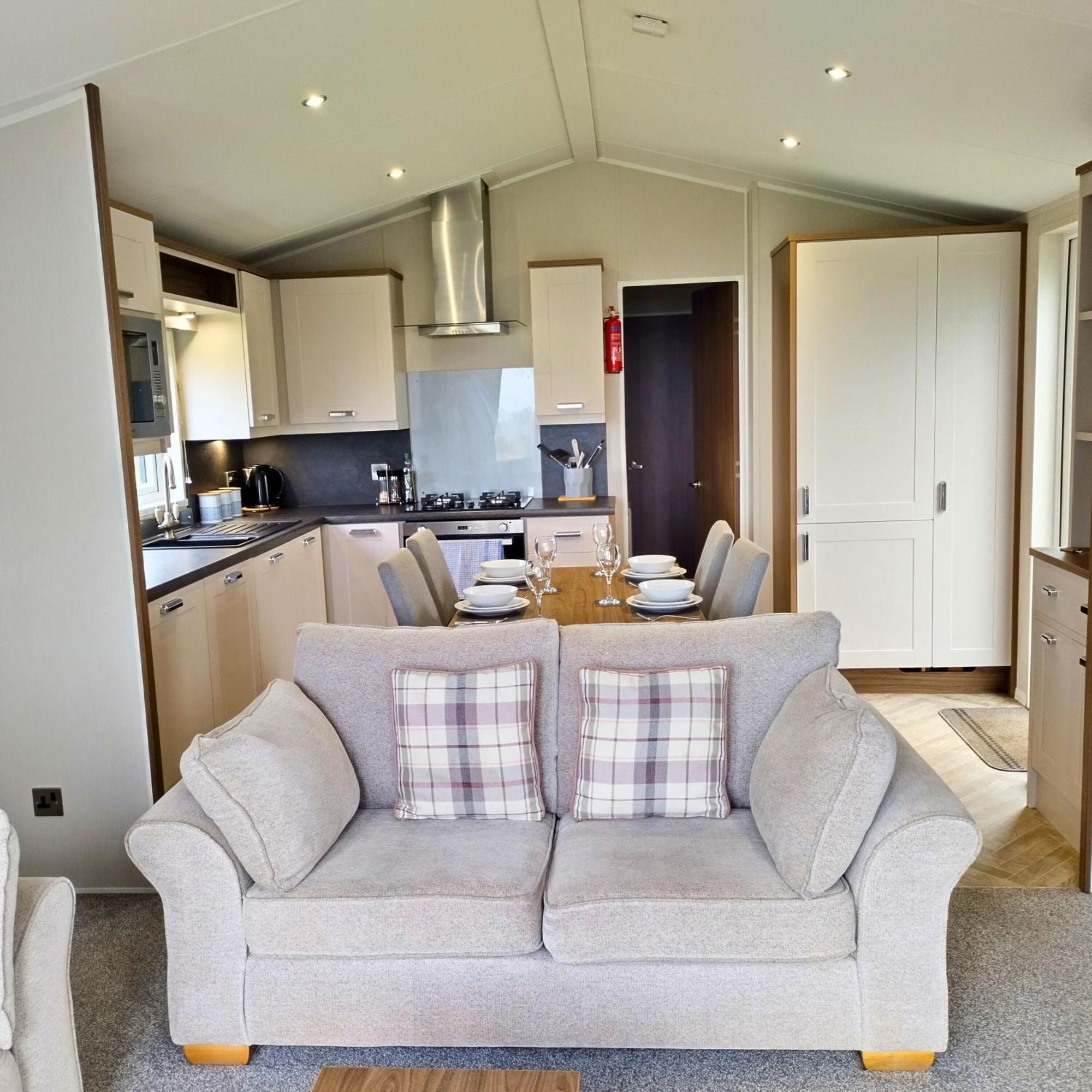 Caplor Glamping & Lodges Херфорд Екстериор снимка